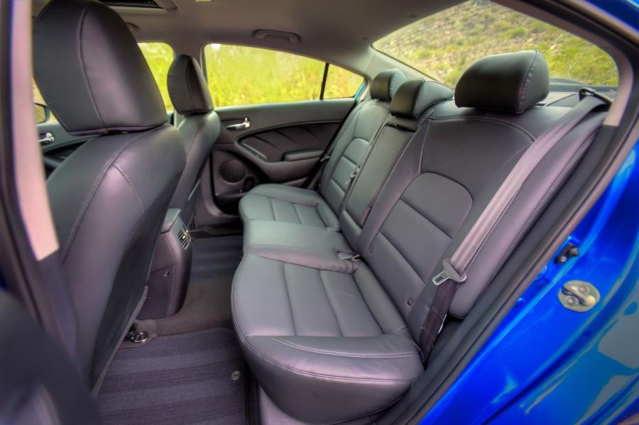  Kia Forte 2014 года  (фото 7 из 125)